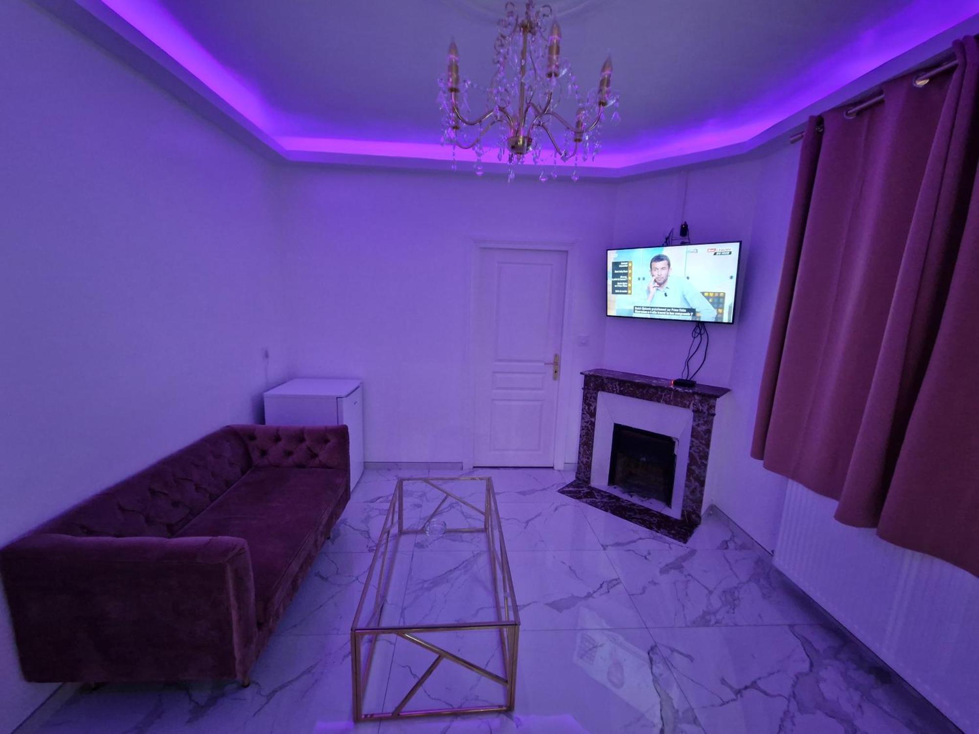 Maison Chic Avec Jacuzzi Nogent Sur Oise Yaospa60 Екстер'єр фото